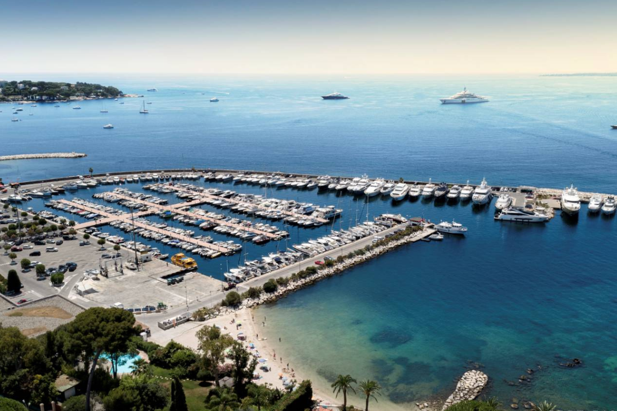 Marina Santa Eulàlia